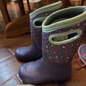 Bogs Purple Kids Boots with Rainbow Pattern
